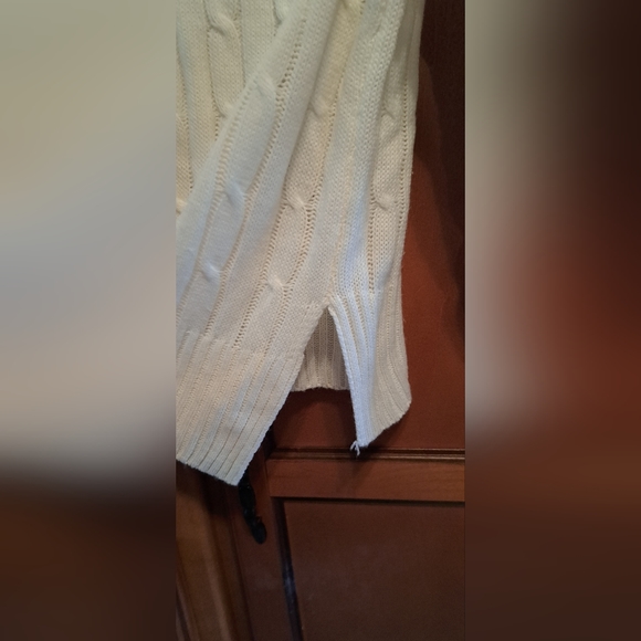 Gorgeous AAKAA Cableknit Cream Ivory Sweater Cropped Side Slits Med - Picture 6 of 7